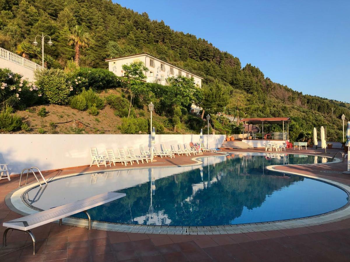Hotel Residenza Del Golfo Praia a Mare Extérieur photo